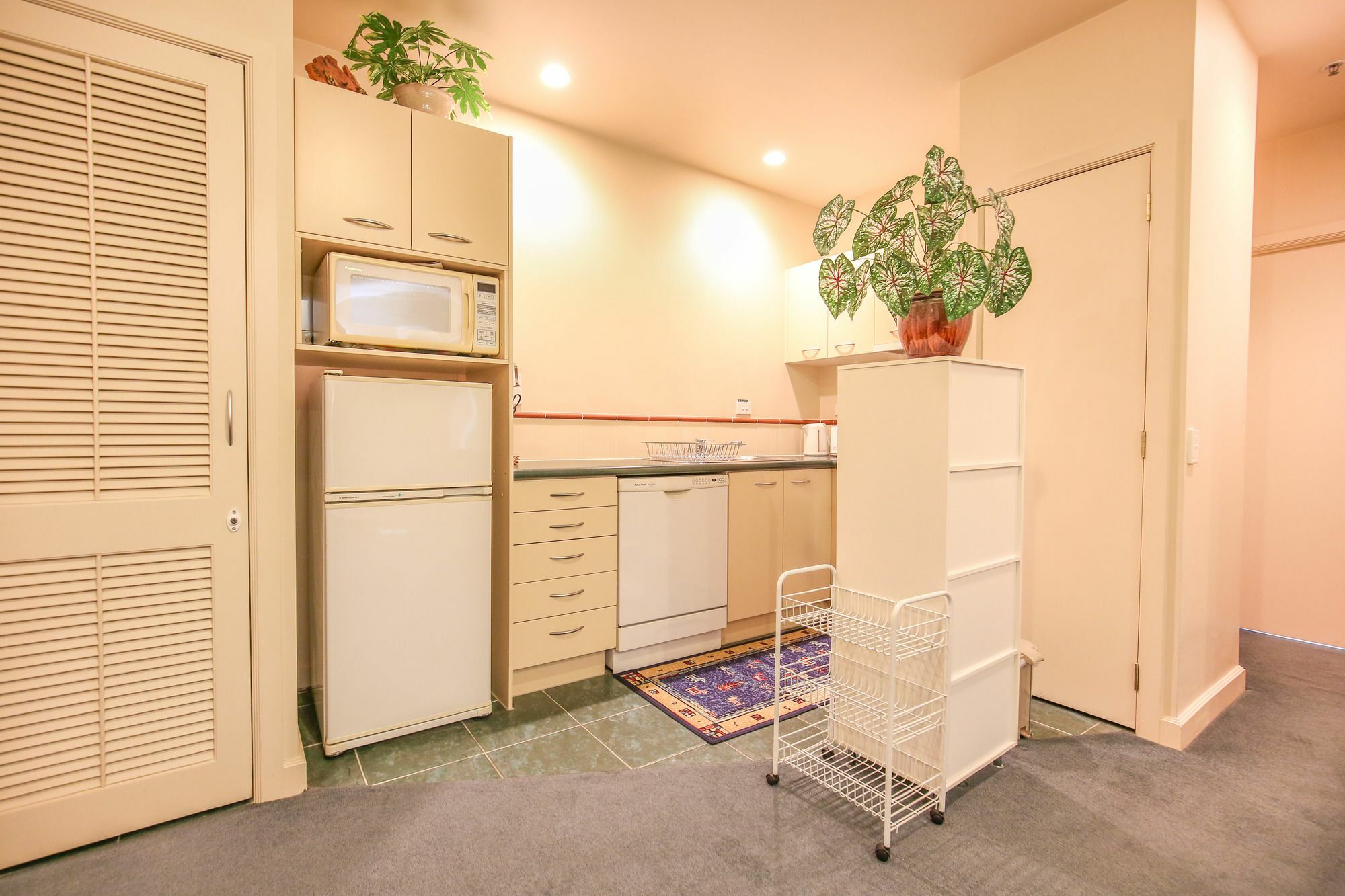 Imperial Garden 2 Bedroom Apartment *